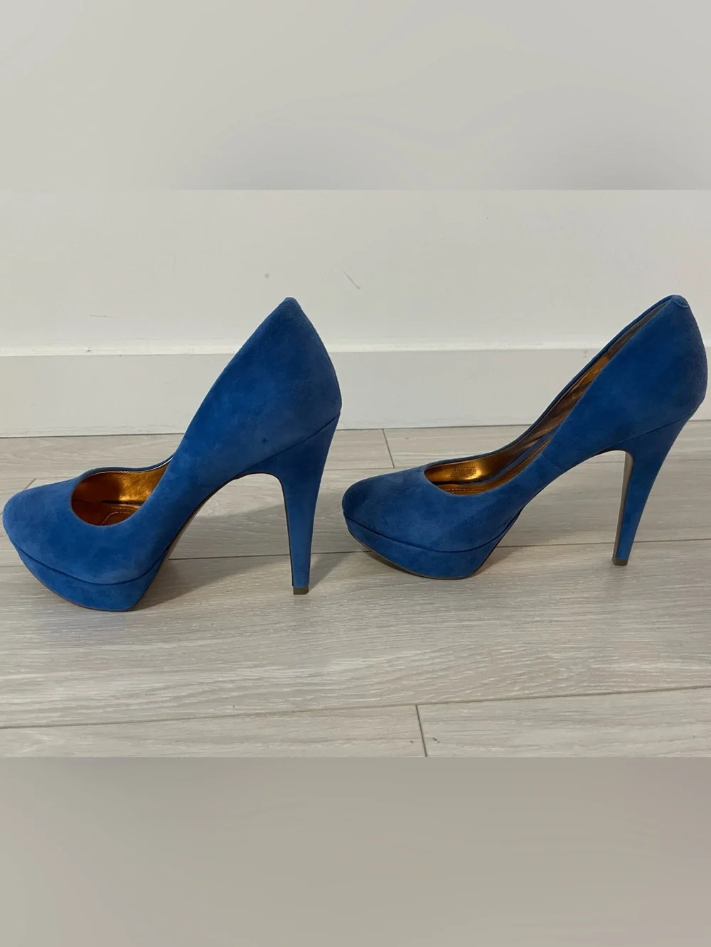 BCBGeneration striking cobalt